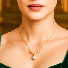 Load image into Gallery viewer, 18 K Gold Antler Natural Pearl Pendant Silver Necklace