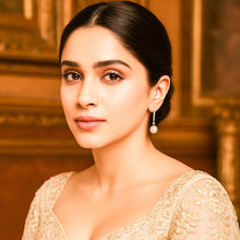 Load image into Gallery viewer, Alicia White Zircon Natural Pearl Silver Earrings