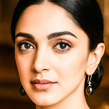 Load image into Gallery viewer, Black Drop Pearl Clip on Silver Earrings