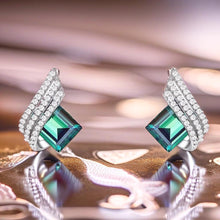 Load image into Gallery viewer, Green Roman Crystal Silver Earrings