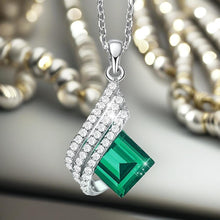 Load image into Gallery viewer, Green Roman Crystal Silver Necklace
