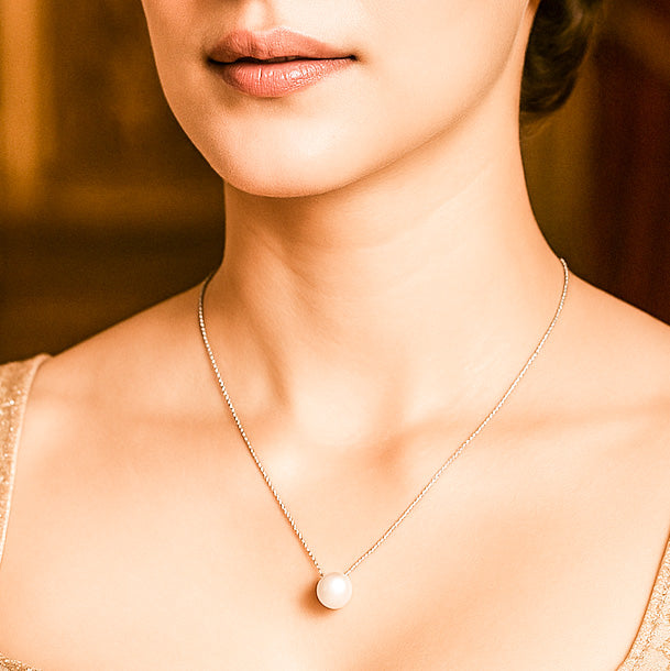 Single White Pearl Pendant Silver Necklace | MYSTICFLAVIA