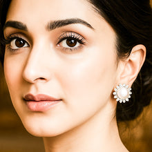 Load image into Gallery viewer, Starry White Zircon Large Natural Pearl Earrings