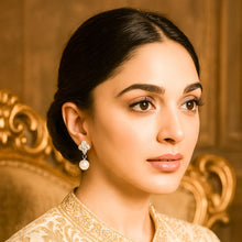 Load image into Gallery viewer, Minimal Clove White Zircon Silver Earrings