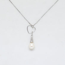 Load image into Gallery viewer, Heart au Pearl Pendant Lariat Silver Necklace
