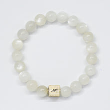 Load image into Gallery viewer, Moonstone Infinity Silver Bead Bracelet (8 MM)