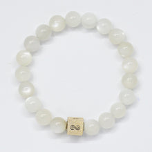 Load image into Gallery viewer, Moonstone Infinity Silver Bead Bracelet (8 MM)