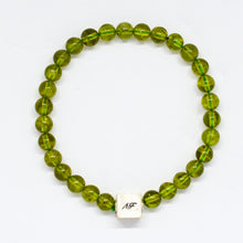 Load image into Gallery viewer, Peridot Stone Infinity Silver Bead Bracelet (8 MM)
