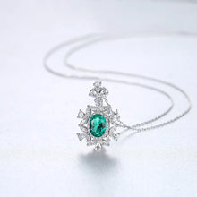 Load image into Gallery viewer, Elegant Flowery Emerald Gemstone Silver Necklace