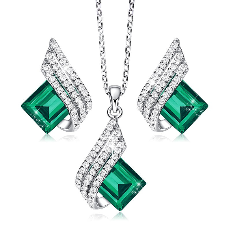 Green Roman Crystal Silver Necklace Set