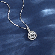 Load image into Gallery viewer, Berlin Solitaire MOISSANITE Princess Necklace
