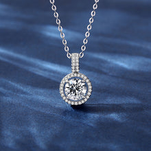 Load image into Gallery viewer, Berlin Solitaire MOISSANITE Princess Necklace