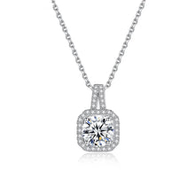 Load image into Gallery viewer, Barcelona Solitaire MOISSANITE Princess Necklace
