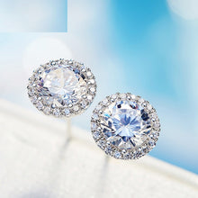 Load image into Gallery viewer, Parisian Solitaire Sparkling Stud Silver Earrings