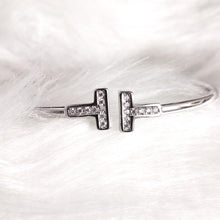 Load image into Gallery viewer, Classical Zircon Studded Open Silver Bracelet