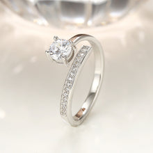 Load image into Gallery viewer, White Zircon Solitaire Interlock Adjustable Silver Ring