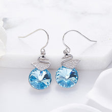 Load image into Gallery viewer, Basque Wing de Circle Swarovski  Silver Earrings