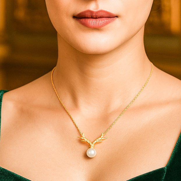 18 K Gold Antler Natural Pearl Pendant Silver Necklace
