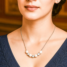 Load image into Gallery viewer, Elegant 5 Natural Pearl au Zircon Silver Necklace
