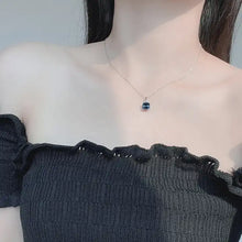 Load image into Gallery viewer, Elegant Kate Swarovski Crystal Silver Necklace
