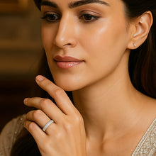 Load image into Gallery viewer, London Pure Radiance Moissanite Eternity Silver Ring
