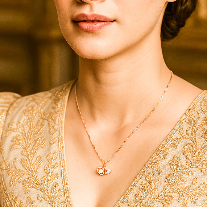 Rose Gold Oyster Pearl Pendant Silver Necklace