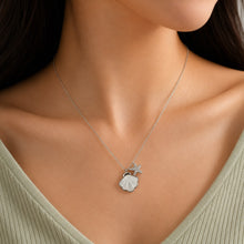Load image into Gallery viewer, Starfish pearl pendant silver necklace worn on a model
