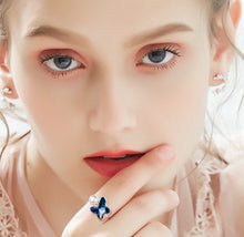 Load image into Gallery viewer, Butterfly Swarovski Crystal Pearl Silver Ring
