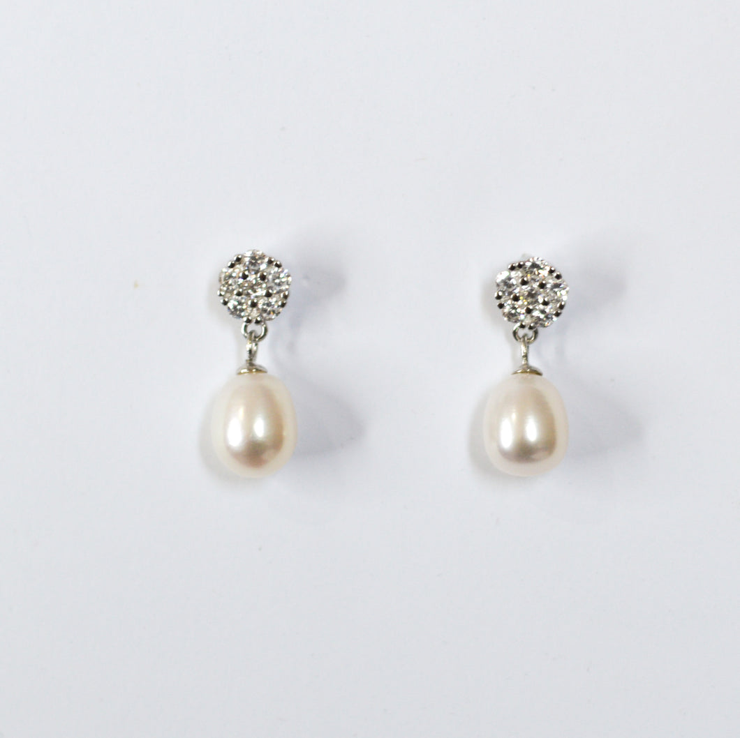Flowery White Zircon Dangling Natural Pearl Silver Earrings