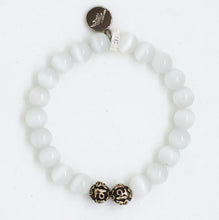 Load image into Gallery viewer, Cat Eye Pine Stone  Silver Bead Bracelet (8 MM)

