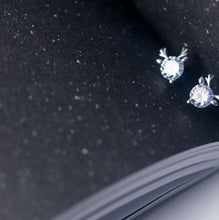 Load image into Gallery viewer, Eclectic Deer Stud Silver White Zircon Earrings
