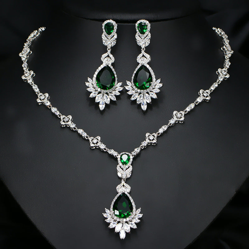 Emerald Dew Drop Zircon Silver Necklace Set