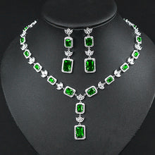 Load image into Gallery viewer, Emerald Princess Cut Zircon Silver Necklace Set
