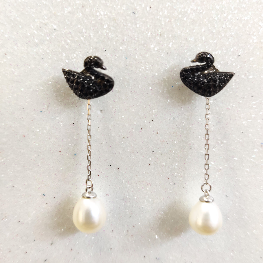 Swan Dangling Natural Pearl Silver Earrings