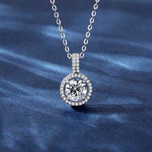 Load image into Gallery viewer, Berlin Solitaire MOISSANITE Princess Necklace
