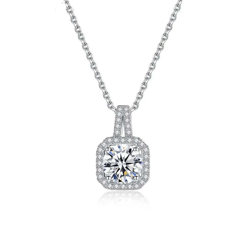 Barcelona Solitaire MOISSANITE Princess Necklace