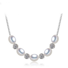 Load image into Gallery viewer, Elegant 5 Natural Pearl au Zircon Silver Necklace
