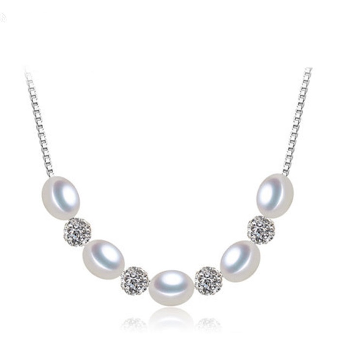 Elegant 5 Natural Pearl au Zircon Silver Necklace