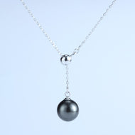 Black natural pearl pendant silver necklace with elegant drop design