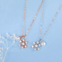 Load image into Gallery viewer, Zircon Snowflake Pearl Pendant Silver Necklace
