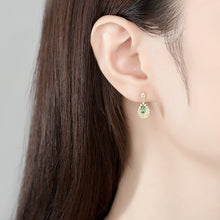 Load image into Gallery viewer, Emerald Starry Drop Dangling Silver Earrings
